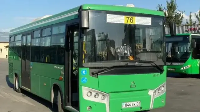 Алматыда 3 мыңнан астам автобустың жартысынан зиян газ шығады