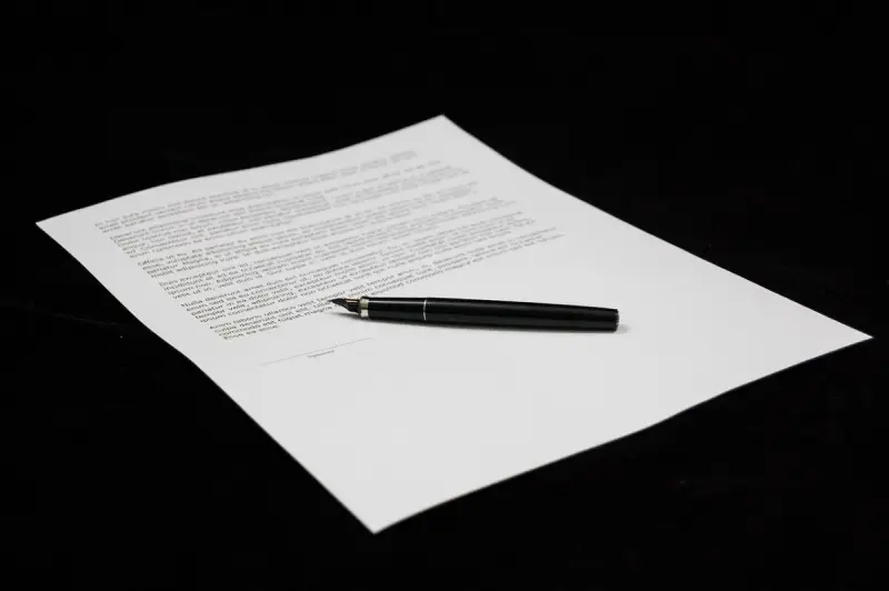 Три частных судебных исполнителя незаконно получали деньги в Шымкенте