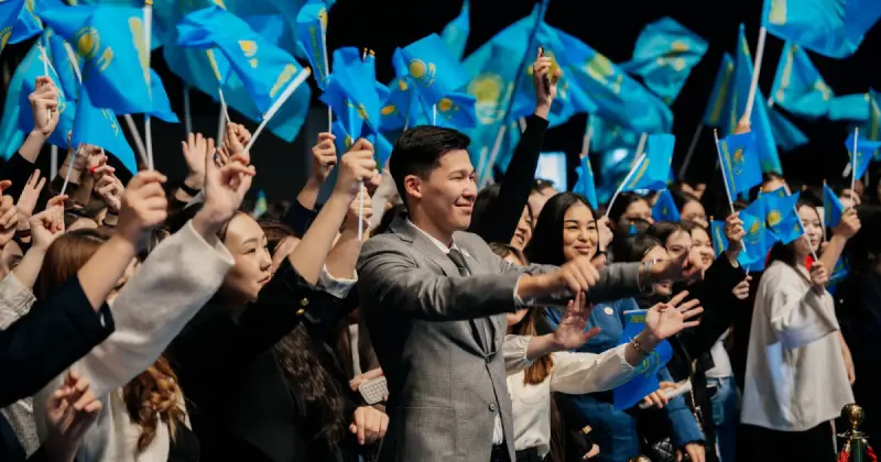 Президент өскелең ұрпаққа назар аудару туралы тапсырды