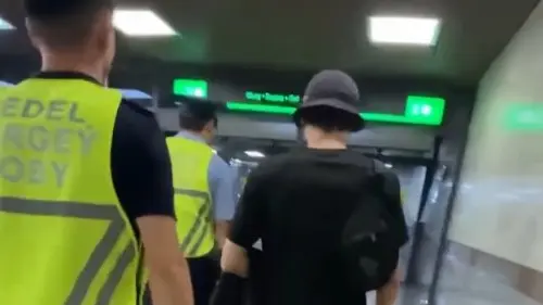 Поездка в метро обернулась уголовным делом: что нашли у алматинца