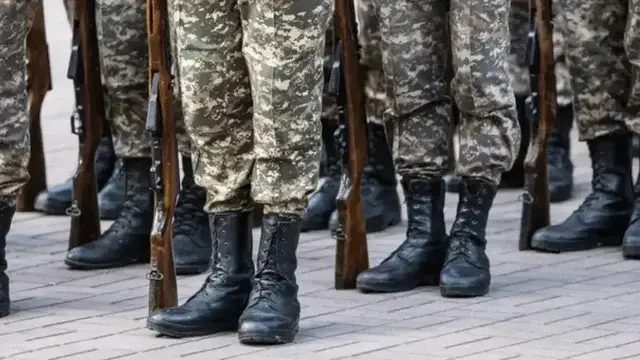 Каспийдегі оқу-жаттығу кезінде қаза болған әскери қызметшілердің тізімі жарияланды