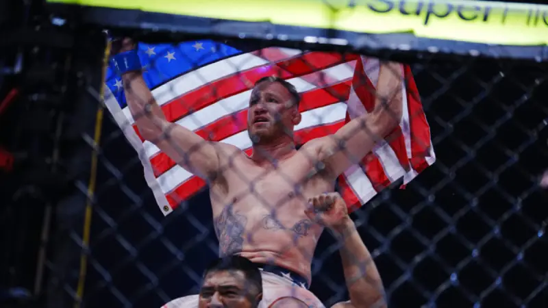 Трамп помешал американскому бойцу посмотреть бой UFC
