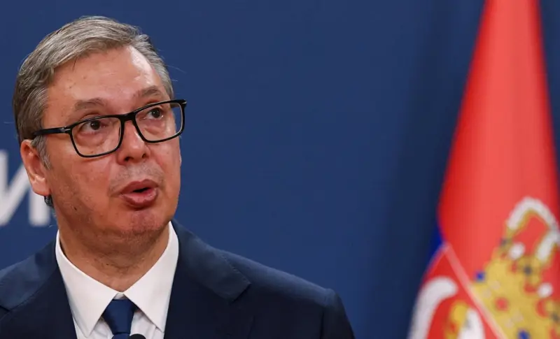 Президент Сербии Александр Вучич ушел в отставку