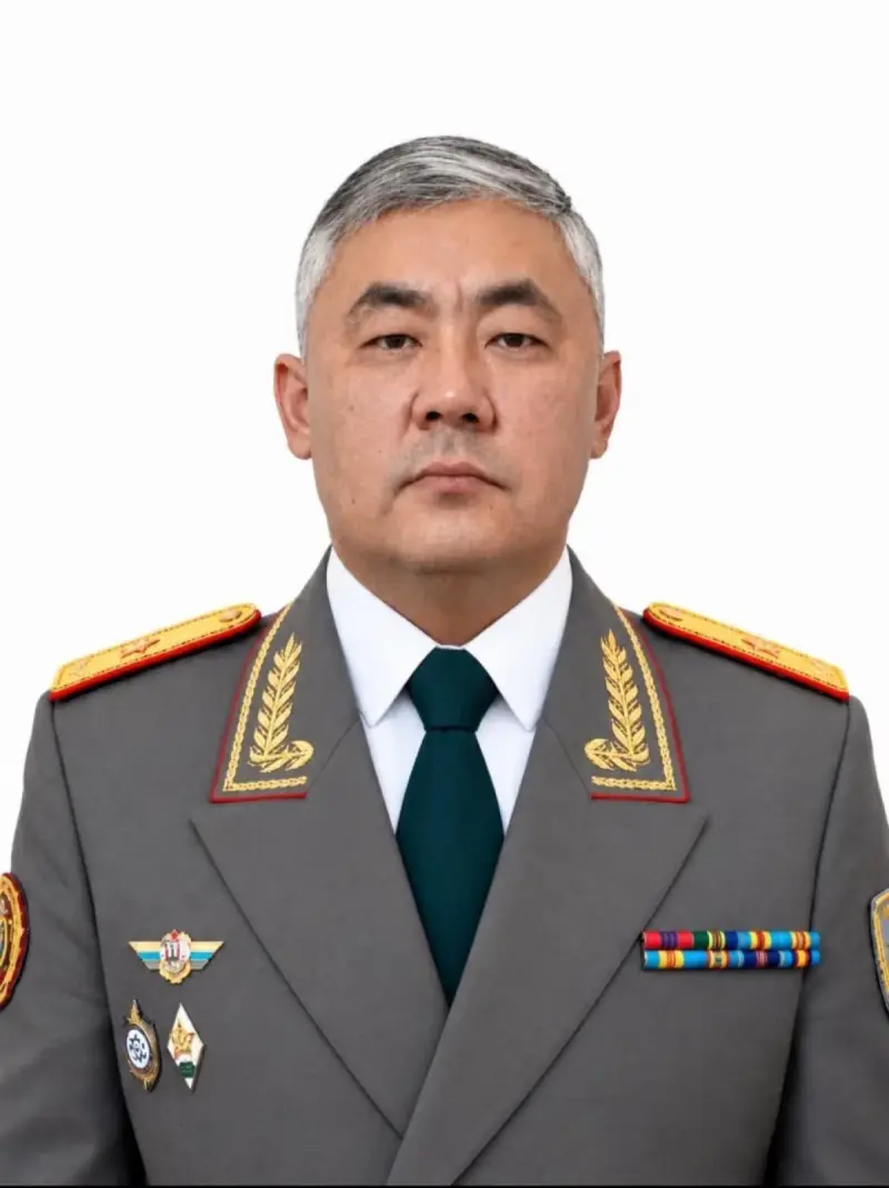Мемлекет басшысының жарлығымен Айдос Мырзахметов Қорғаныс министрі болып тағайындалды