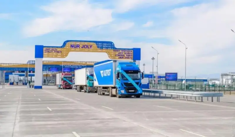 Автопункты пропуска на границе Казахстана и Китая закроют на три дня