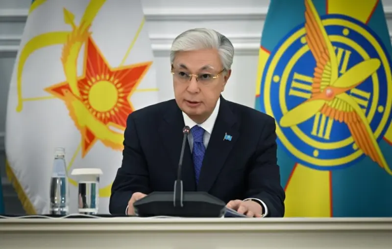Токаев заявил, что военных на Каспии не обеспечили спасательными жилетами