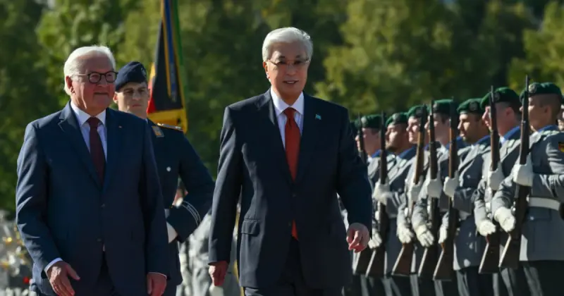   Германияның Қорғаныс министрлігінде Қасым-Жомарт Тоқаевты қарсы алу рәсімі өтті   