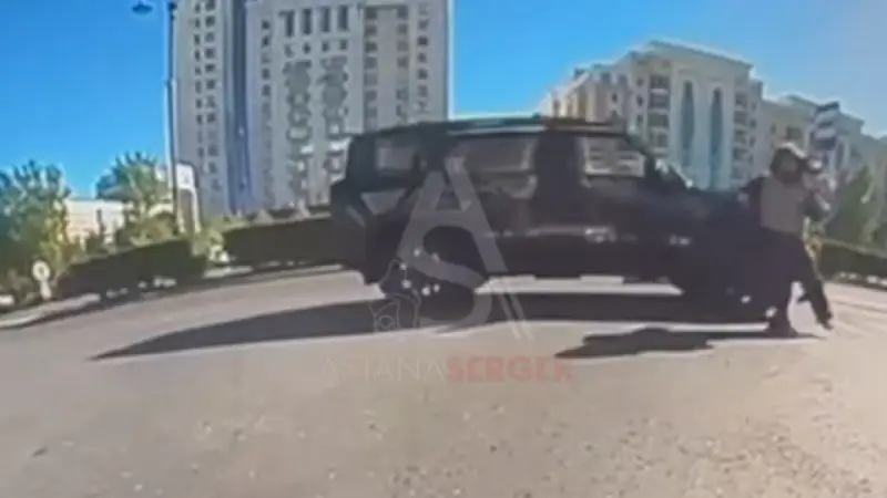 В Астане водитель сбил девушку и уехал с места ДТП