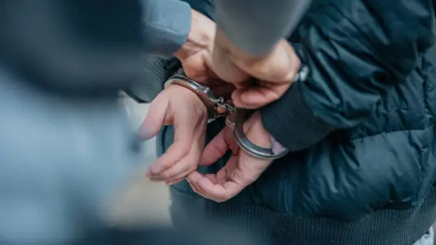 Рецидивиста задержали при повторном сбыте наркотиков в Кокшетау
