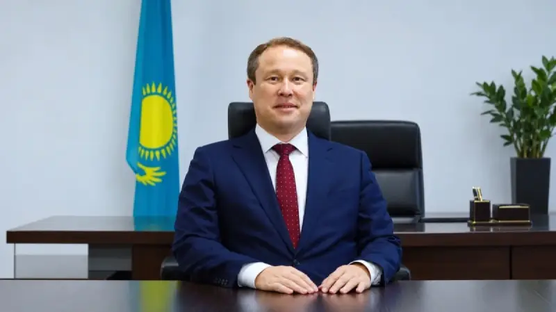Қытайда білім алған Данияр Таханов Атырау әкімі болды