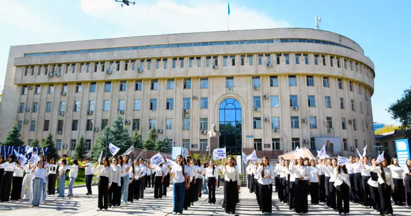   Бүгін – Абай универсиетінің туған күні   