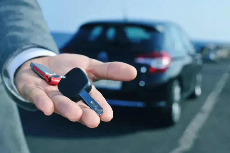 Автомобиль по выгодной цене: как костанайца едва не лишили 1,9 млн тенге