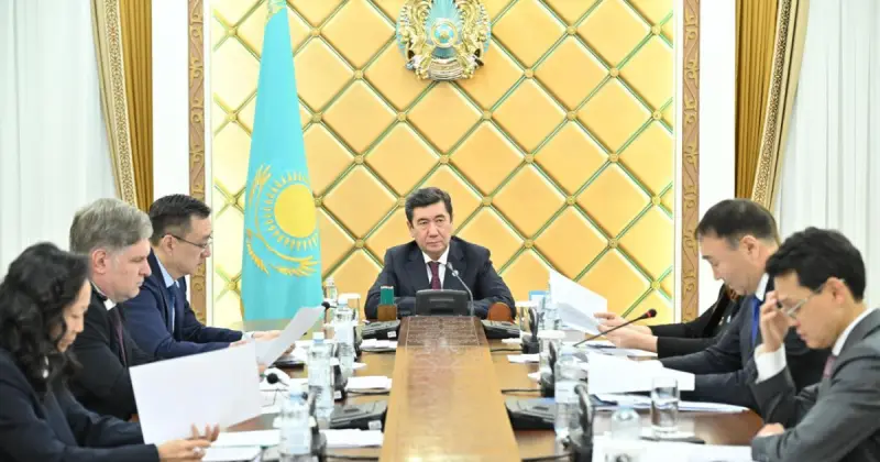   Төралқа Қазақстан Халық Кеңесі тұрақты комитеттерінің төрағалары мен құрамын бекітті   