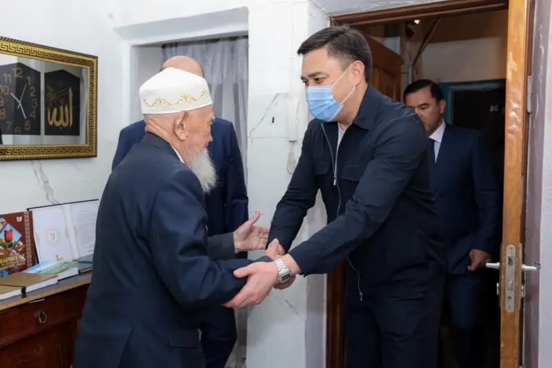 Шымкентте аға буын өкілдеріне құрмет көрсетілді