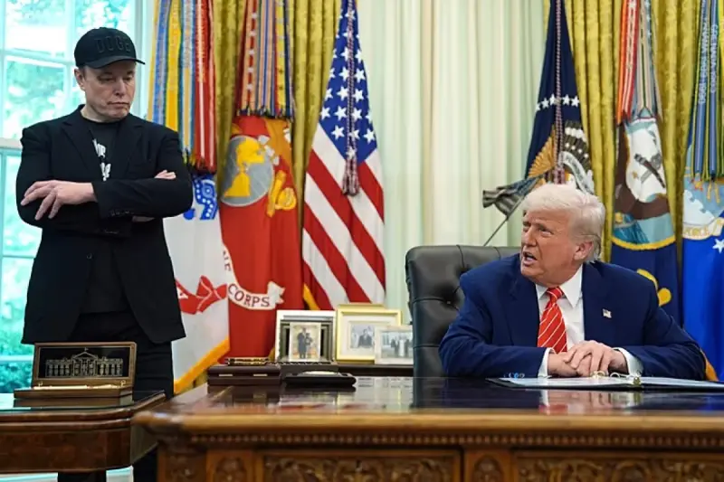 Илон Маск Трамп әкімшілігімен ресми кеңесші ретінде қайта жұмыс істейді