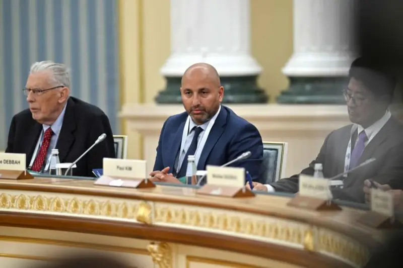 Токаев поручил открыть разработчикам доступ к базам промышленных данных