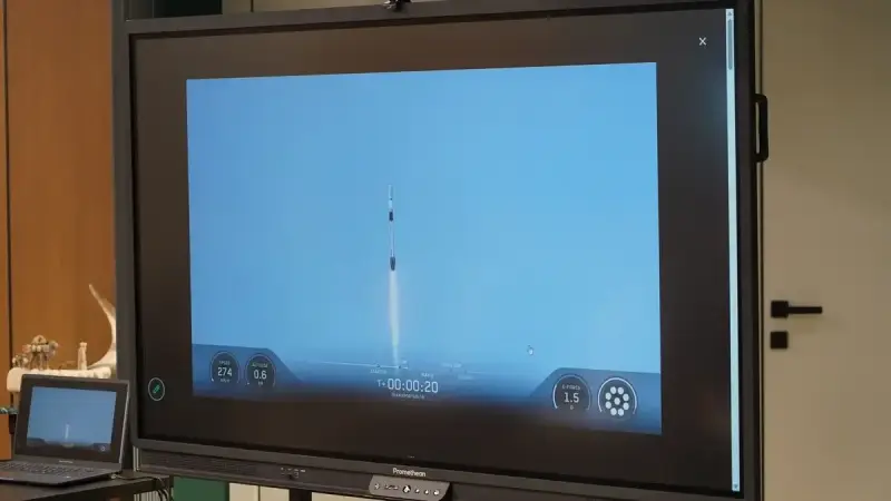 Қазақстандық оқушылар жасаған жер серігі SpaceX зымыранымен ғарышқа ұшты