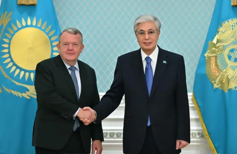 Мемлекет басшысы Данияның Сыртқы істер министрі Ларс Лёкке Расмуссенмен кездесті