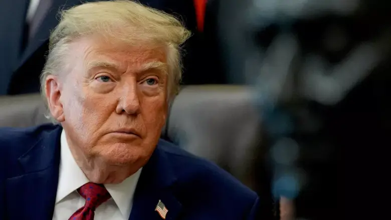 Трамп: Ірі есірткі сатушылар мен адам саудагерлеріне өлім жазасы енгізілуі мүмкін