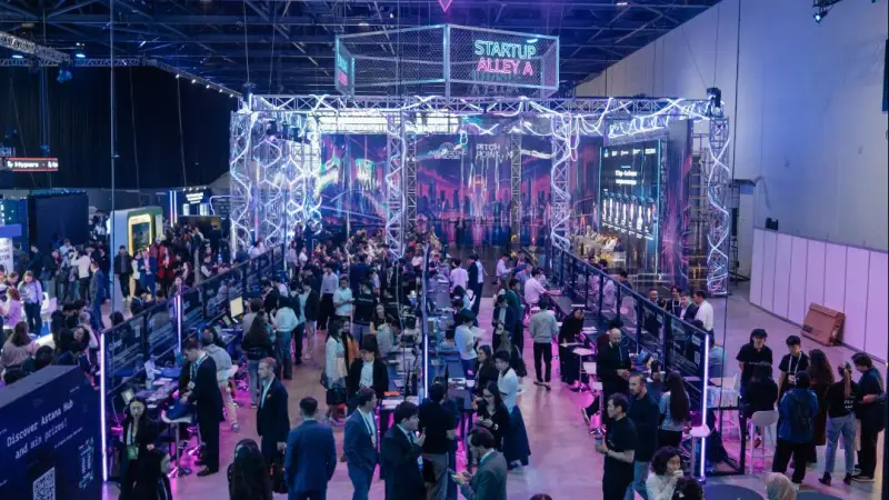 Стартаптан телекоммуникацияға дейін: AI & Digital Bridge форумының екінші күні жасанды интеллект экономикасының болашағына арналды