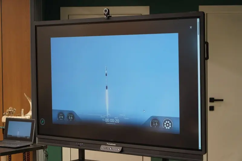 Қазақстандық оқушылардың жер серігі алғаш рет SpaceX зымыранымен ғарышқа ұшты (ВИДЕО)