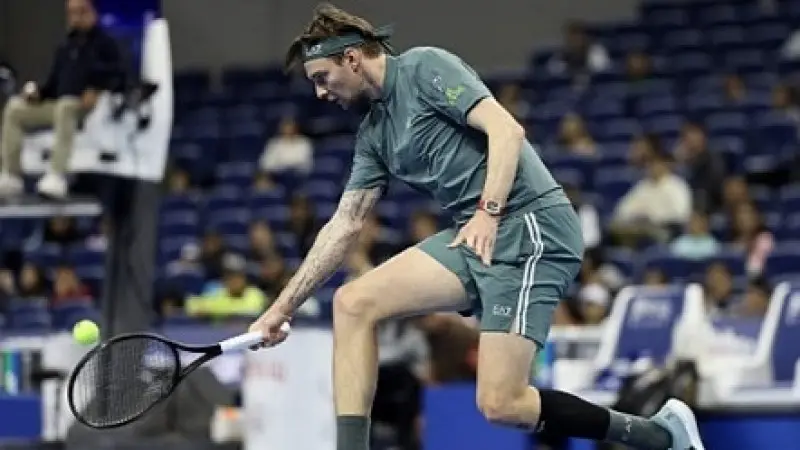 Бублик пен Шан Бейжіңдегі ATP 500 турнирінің финалына шыға алмады