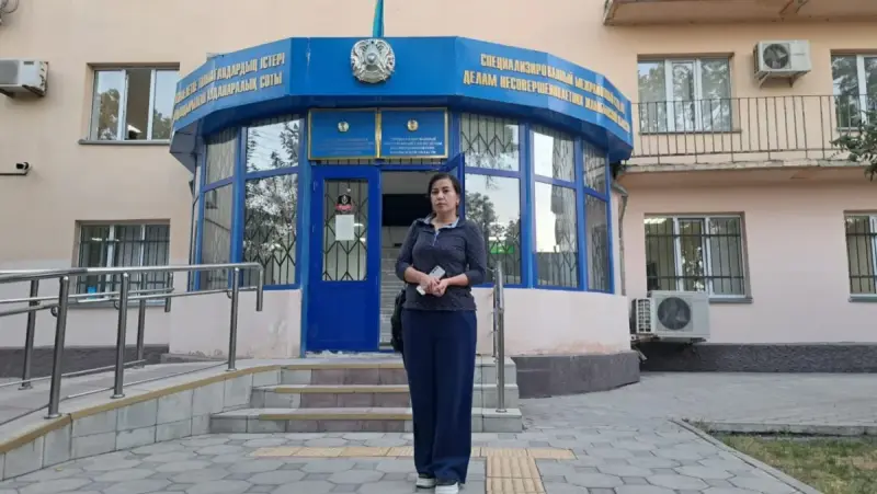 Мать школьника, которому выбили глаз в таразской школе, требует справедливости