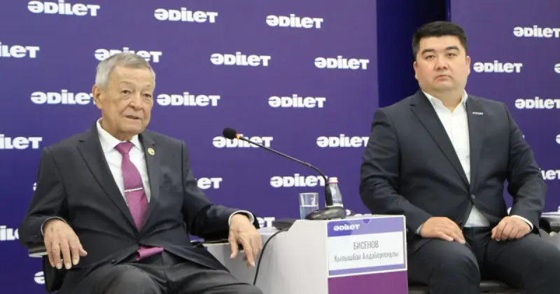   «Үш ұрпақ – ортақ мұрат»: Қызылордада академик жас буын өкілдерімен кездесті   