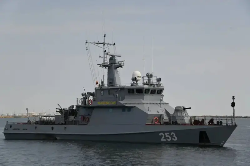 Каспийдегі қасіреттен аман қалған сарбаздар жақындарымен қауышты
