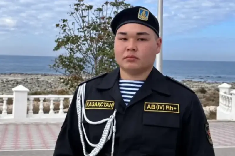 «Жанымды ауыртады»: Каспийдегі қайғылы оқиғадан аман қалған сарбаз үн қатты
