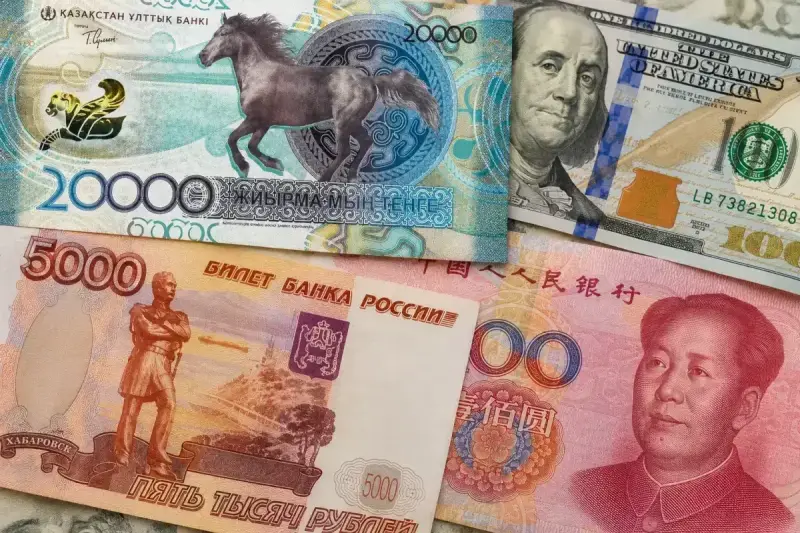 Доллар резко подорожал на торгах до 455 тенге