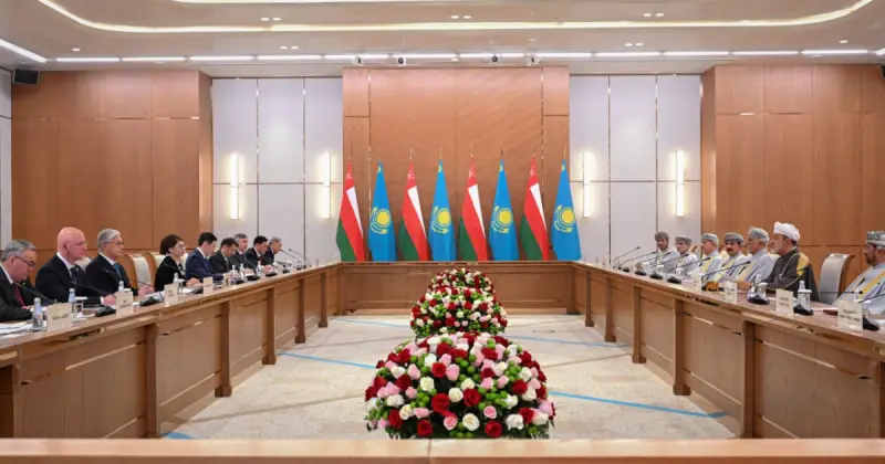  Қасым-Жомарт Тоқаев пен Оман Сұлтаны кеңейтілген құрамда келіссөз жүргізді 