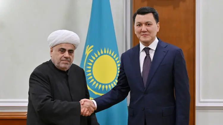 Вице-Президент Ерлан Қарин шетелдік діни көшбасшылардың өкілдерімен кездесті