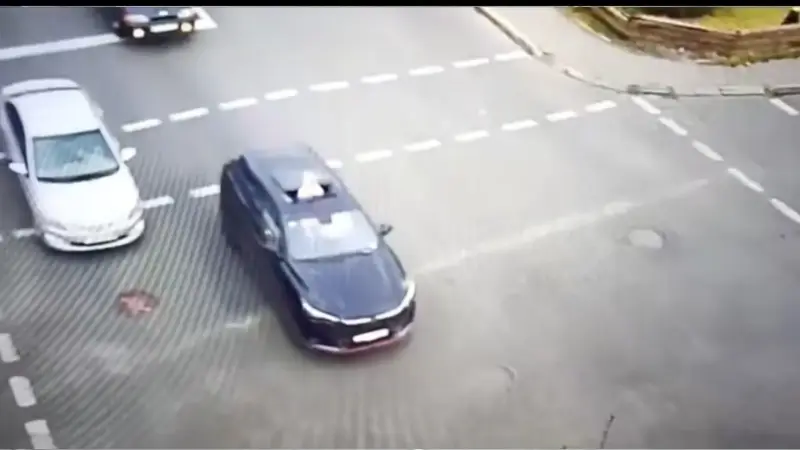 Талдықорғанда 5 жасар қызын қауіпті жағдайда тасымалдаған әке жауапқа тартылды