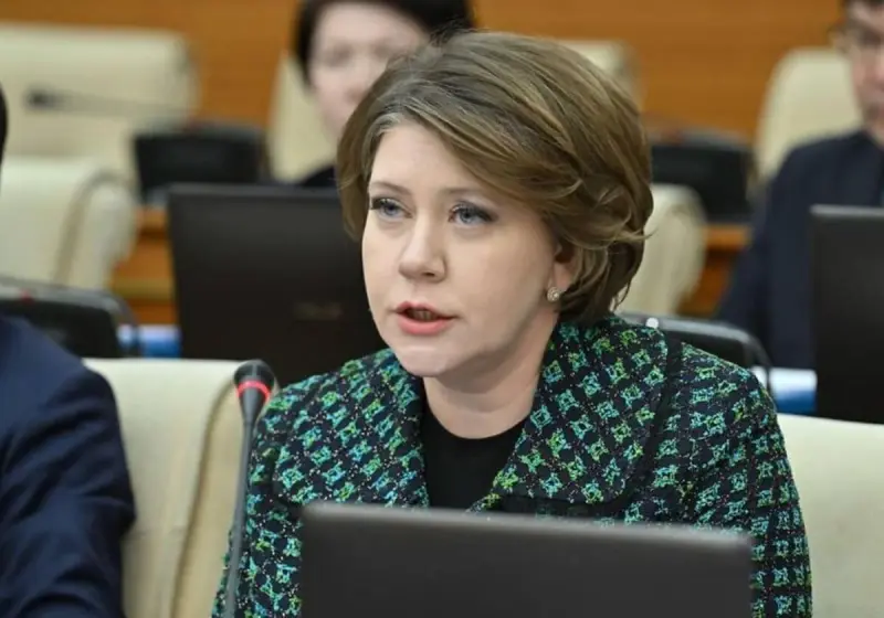 Мандатын мерзімінен бұрын тапсырды: Құрылтайда белгілі депутаттың өкілеттігі тоқтатылды