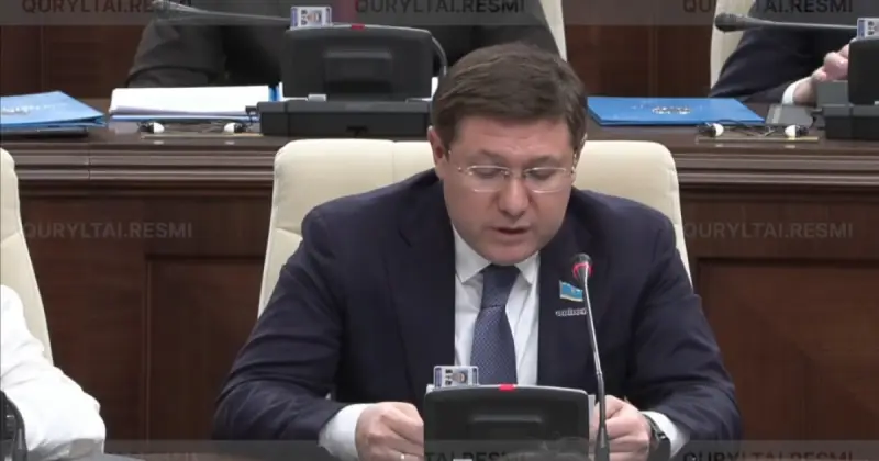   Халық салалық дәрігерге жазылу үшін әбігерге түседі – Арман Жансеңгіров   