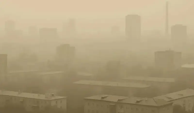 Два города Казахстана попали под предупреждение о загрязнении воздуха