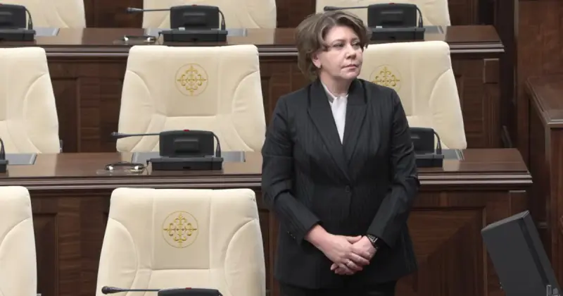  Құрылтай депутаты Татьяна Савельеваның өкілеттігі тоқтатылды 