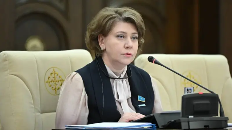 Тоқаев экс-депутат Савельеваны Қорғаныс министрінің орынбасары еті тағайындалды