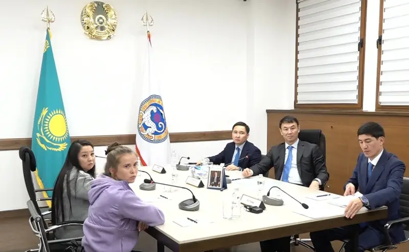 От квартир до личных проблем: с чем алматинцы приходят к акиму на приём
