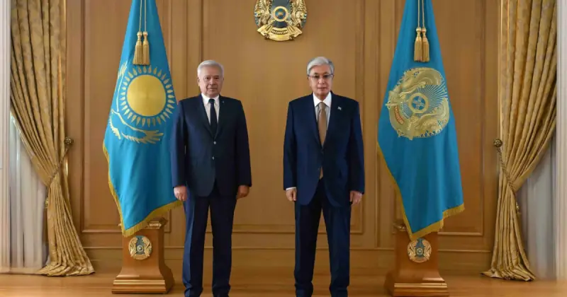   Мемлекет басшысы «Лукойл» компаниясының негізін қалаушы Вагит Алекперовті қабылдады   