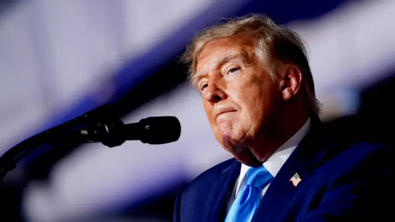 Трамп Иранға шабуыл жасауға қатысты жаңа мәлімдеме жасады