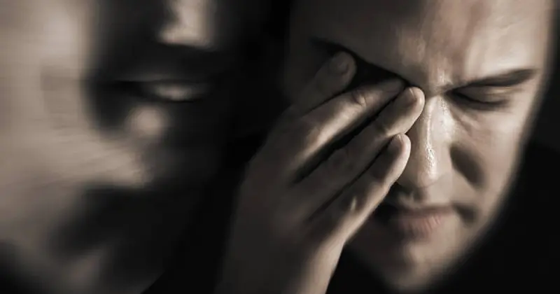  ЖИ-мен сөйлесу психоз белгілерін өршітуі мүмкін 
