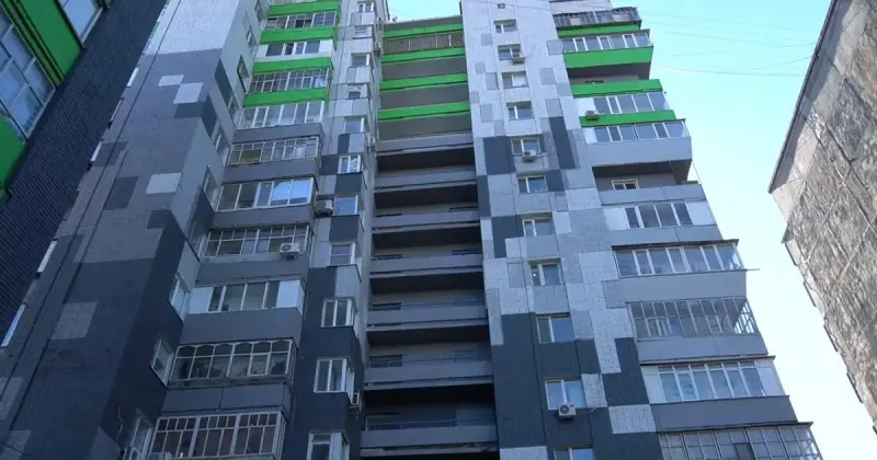  Оралда екі жасөспірім тоғыз қабатты үйдің төбесінен құлап, қаза тапты 