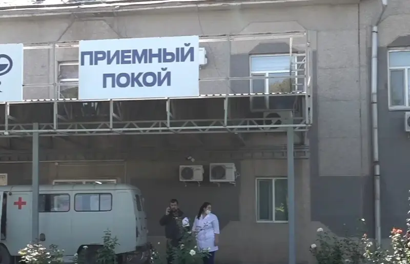 Как в кино: женщина три года живёт в районной больнице без документов
