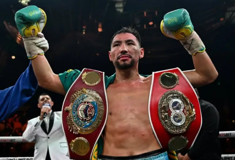 "Я вырублю его": чемпион WBC снова бросил вызов Жанибеку Алимханулы