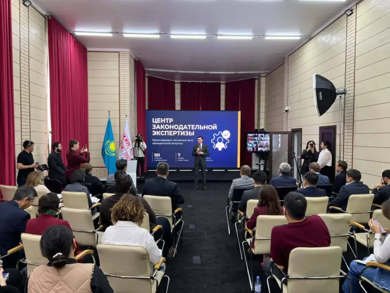 Таксистам и курьерам предлагают гарантии: Народная партия представила новый законопроект