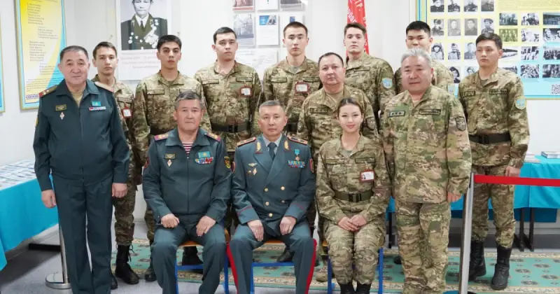 Ұрпақтар эстафетасы: Әскери кафедрада маңызды кездесу өтті