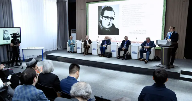  Абай университетінде көшпенділер өркениетін зерттеу мәселелері талқыланды 