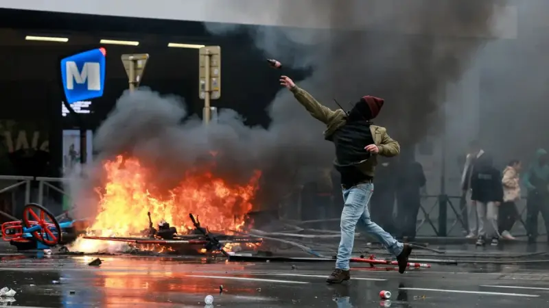 В Брюсселе задержали 21 участника массового протеста